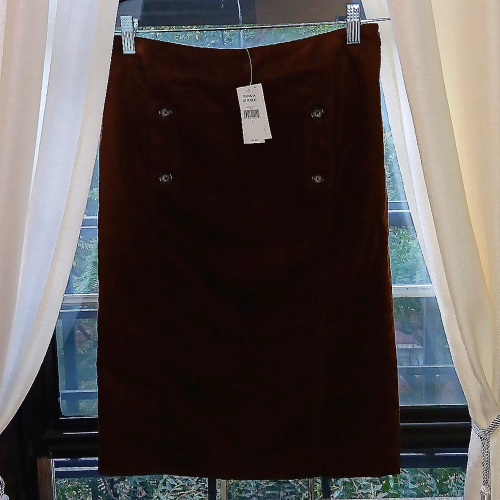 Pencil skirt